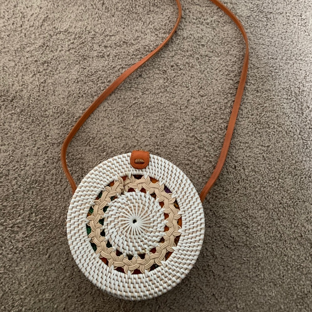 Rattan straw style circle purse